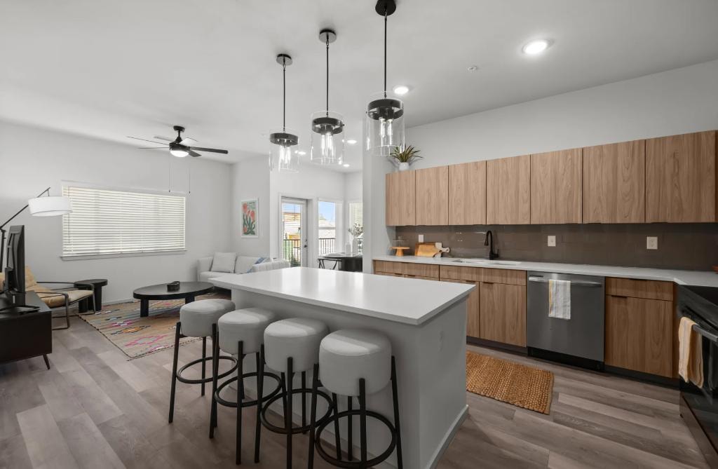 Desert Commons East — Modern unit kitchen and living area